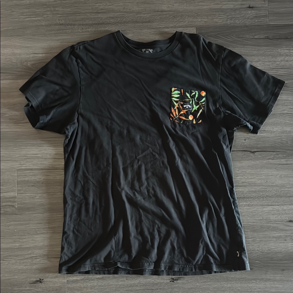 Billabong Black Short Sleeve Tee Casual Essential
